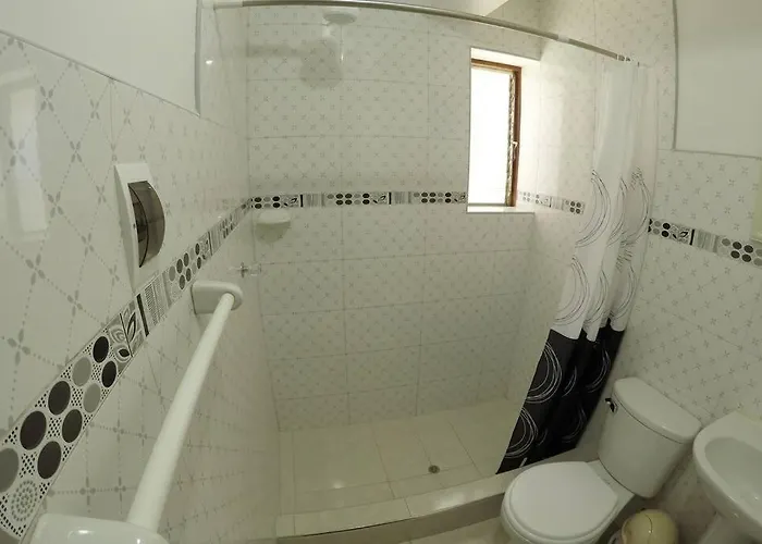 Centric & Cozy With Garage Apartamento Cuzco